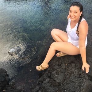 Meet your Posher, Vanessa